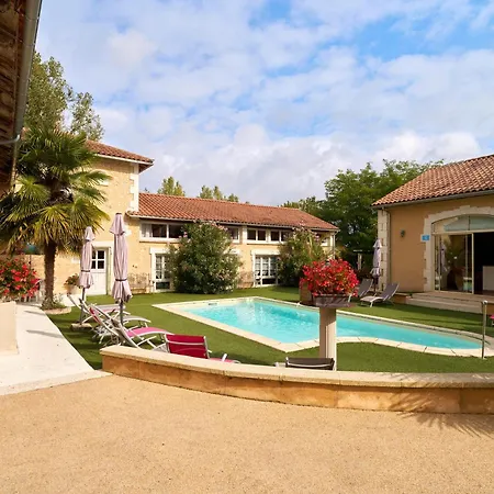 Chambres D'Hotes Le Pre Fleuri Penzion Saint-Sulpice-de-Roumagnac