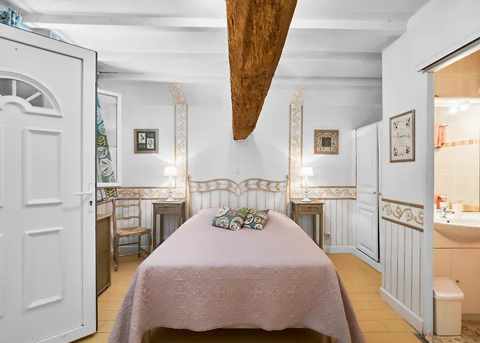 Chambres D'Hotes Le Pre Fleuri 3* Saint-Sulpice-de-Roumagnac