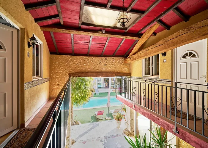 Chambres D'Hotes Le Pre Fleuri Penzion 3*