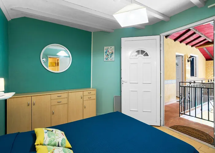 Penzion Chambres D'Hotes Le Pre Fleuri Saint-Sulpice-de-Roumagnac