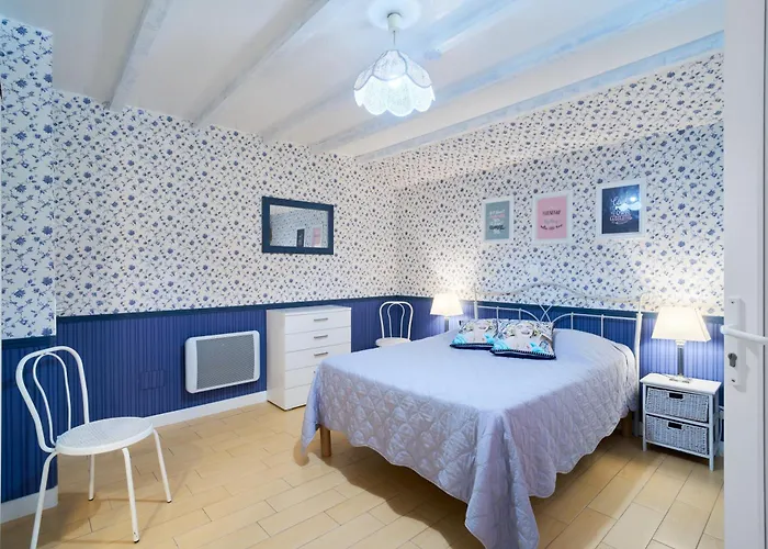 Chambres D'Hotes Le Pre Fleuri Saint-Sulpice-de-Roumagnac